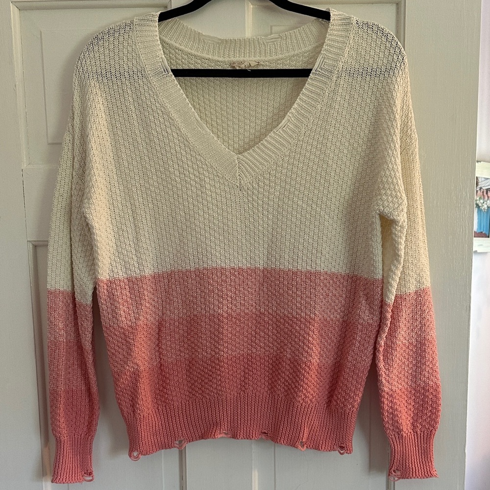 Women's V-Neck Ombre Cream to Pink Knit Sweater